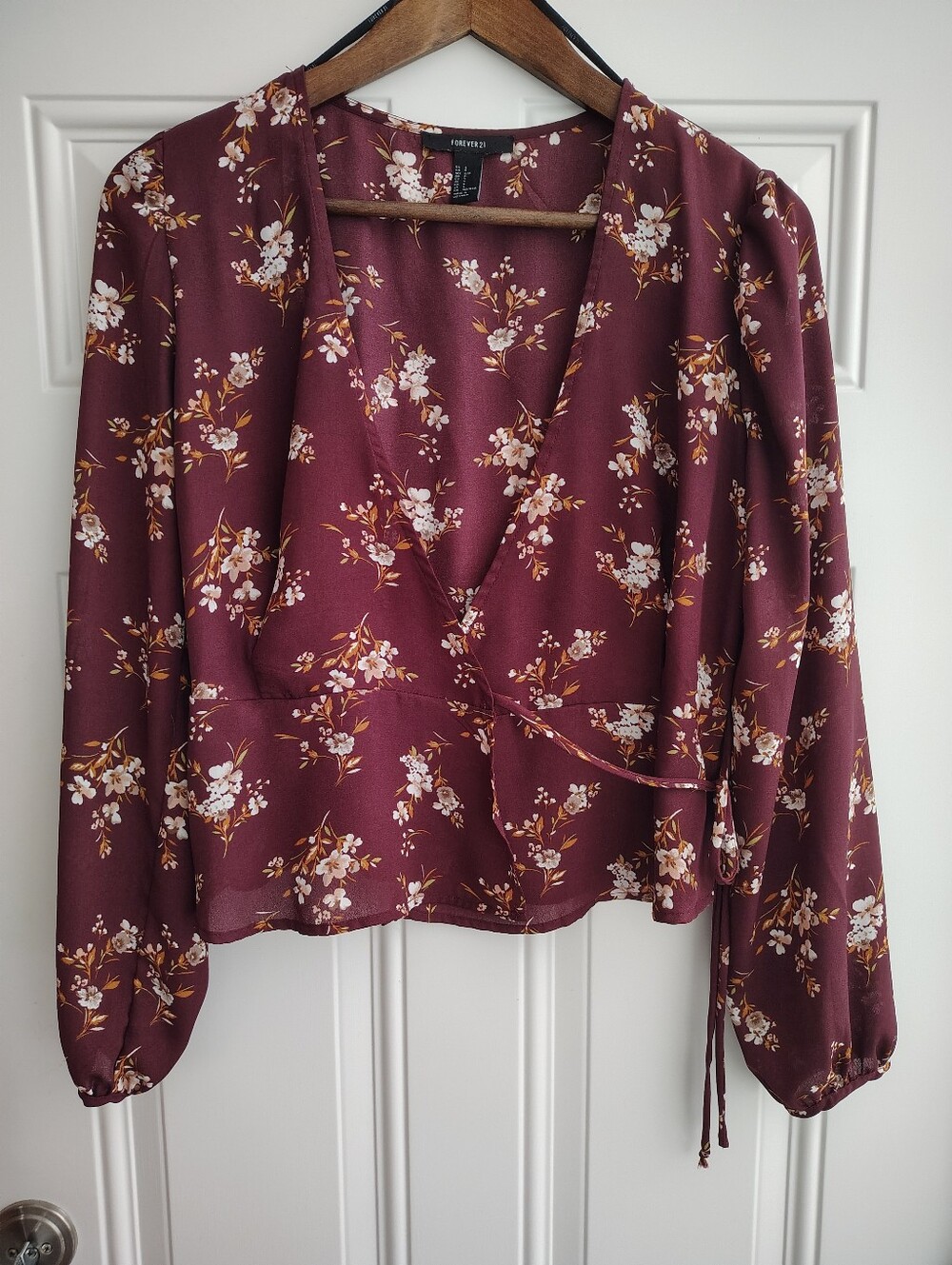 Forever 21 Burgundy Floral Wrap Blouse Long Sleeve V-Neck Top Size S